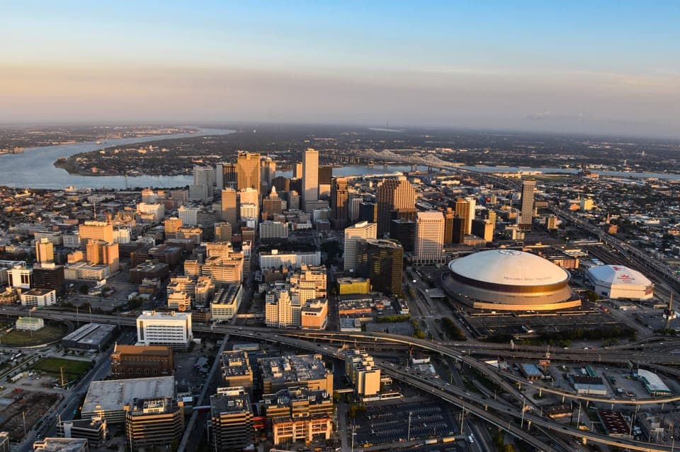 Daytime City Helicopter Tour Gallery Image 2