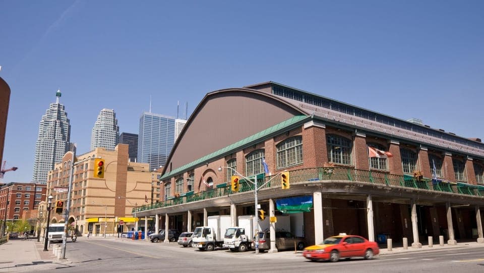 Highlights & Hidden Gems Private Tour With a Local Gallery Image 4