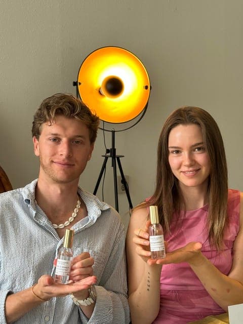 Scent & Emotion - Create Your Own Perfume Gallery Image 4