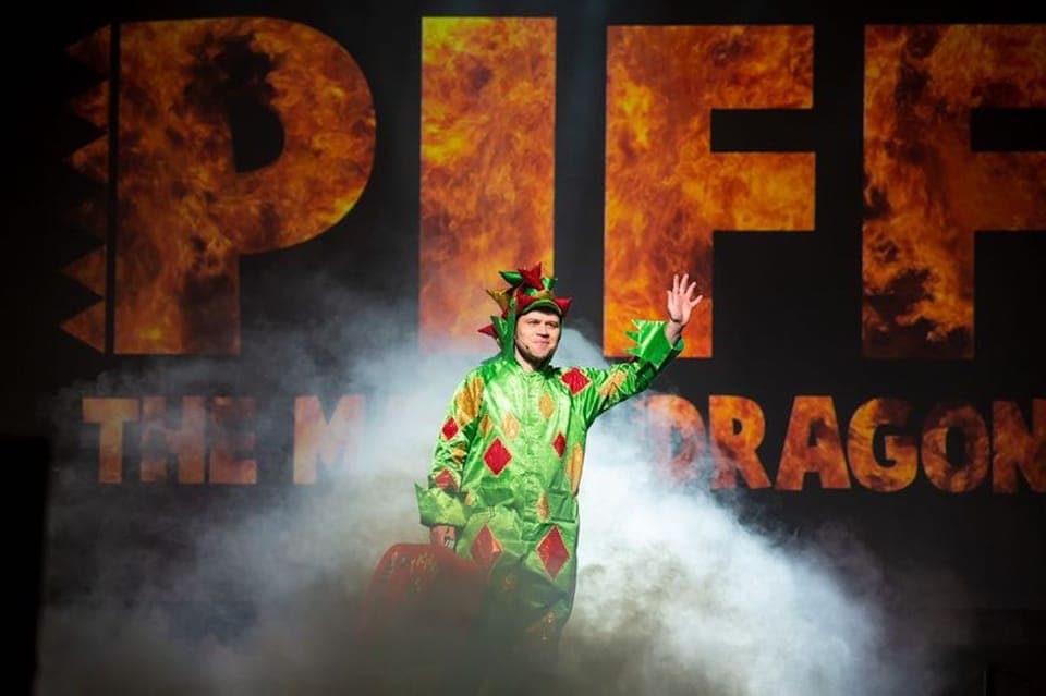 28. Piff the Magic Dragon Show at the Flamingo - Image 28