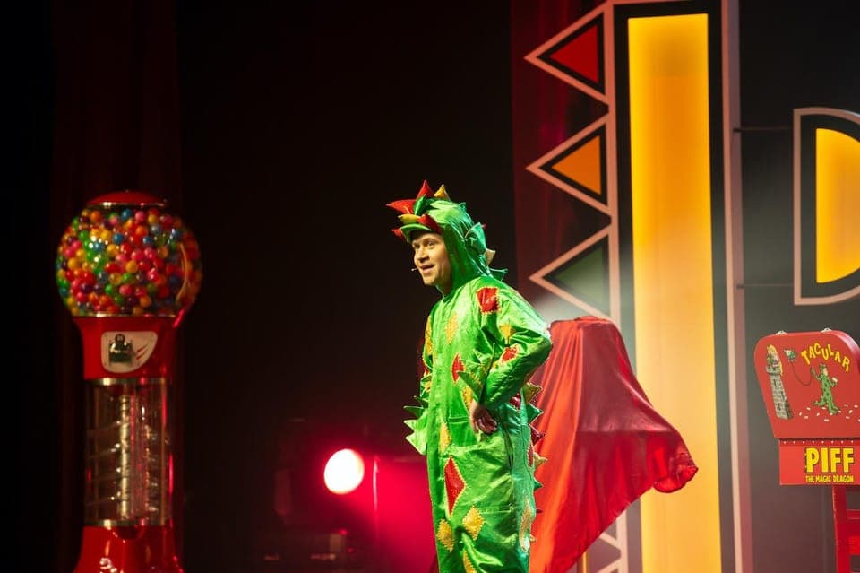 Piff the Magic Dragon Show at the Flamingo Gallery Image 4
