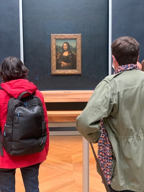 Paris Louvre: 2-Hour Private Tour for Groups or Families Gallery Image 2