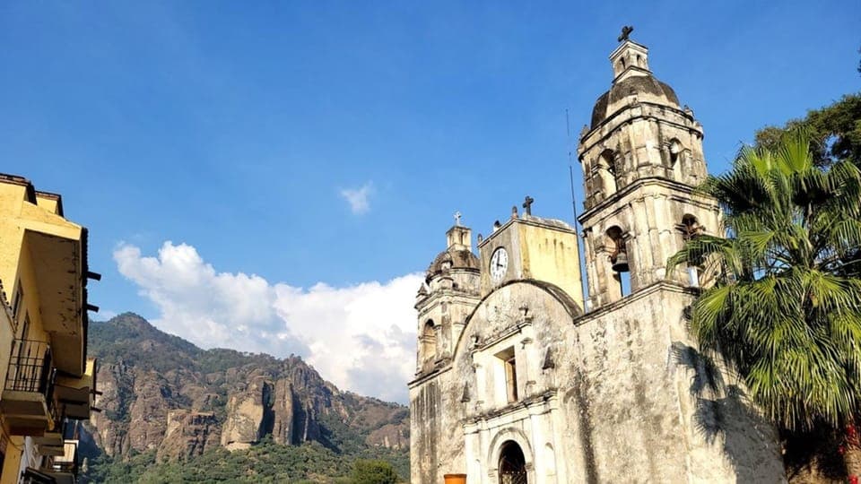 Tepoztlan: Las Estacas and Tepoztlan Tour Gallery Image 3