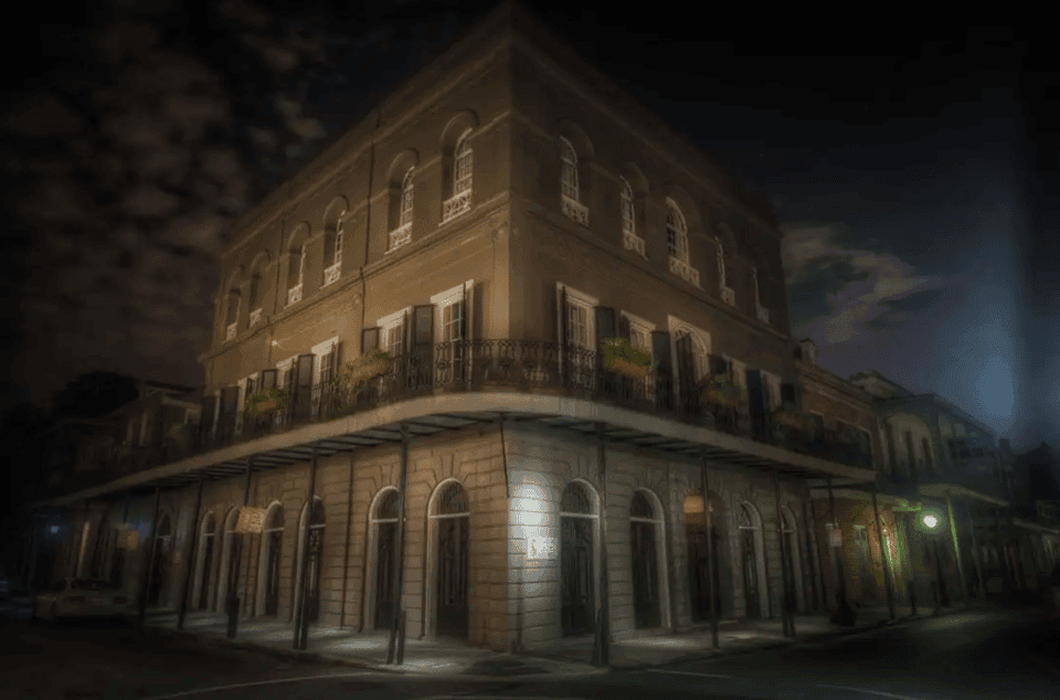 Killers and Thrillers Walking Tour Gallery Image 1