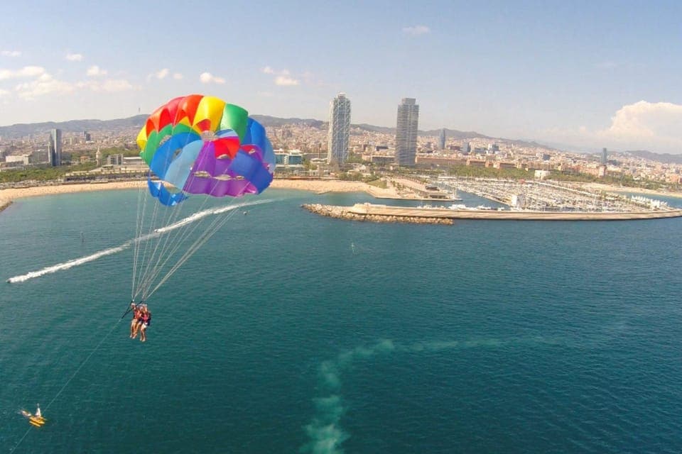Small-Group Parasailing Experience Gallery Image 2