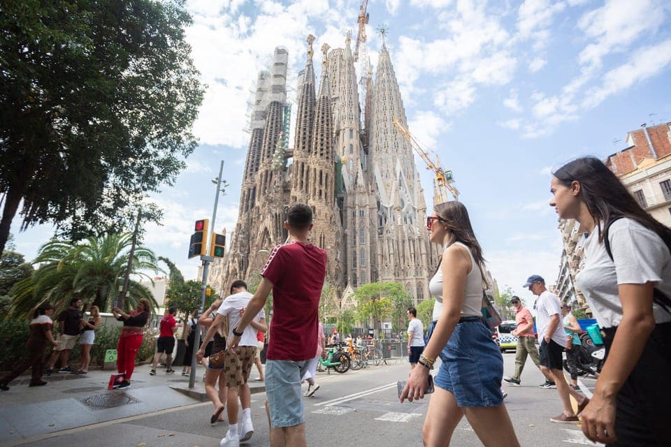 Park Güell & Sagrada Familia Guided Tour Gallery Image 3