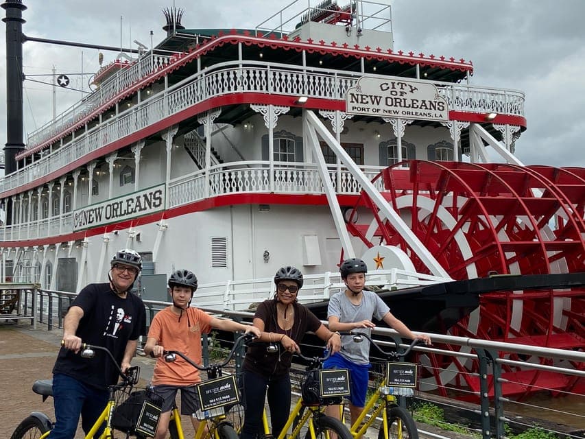Buzz the Garden District & French Quarter Tour Gallery Image 2