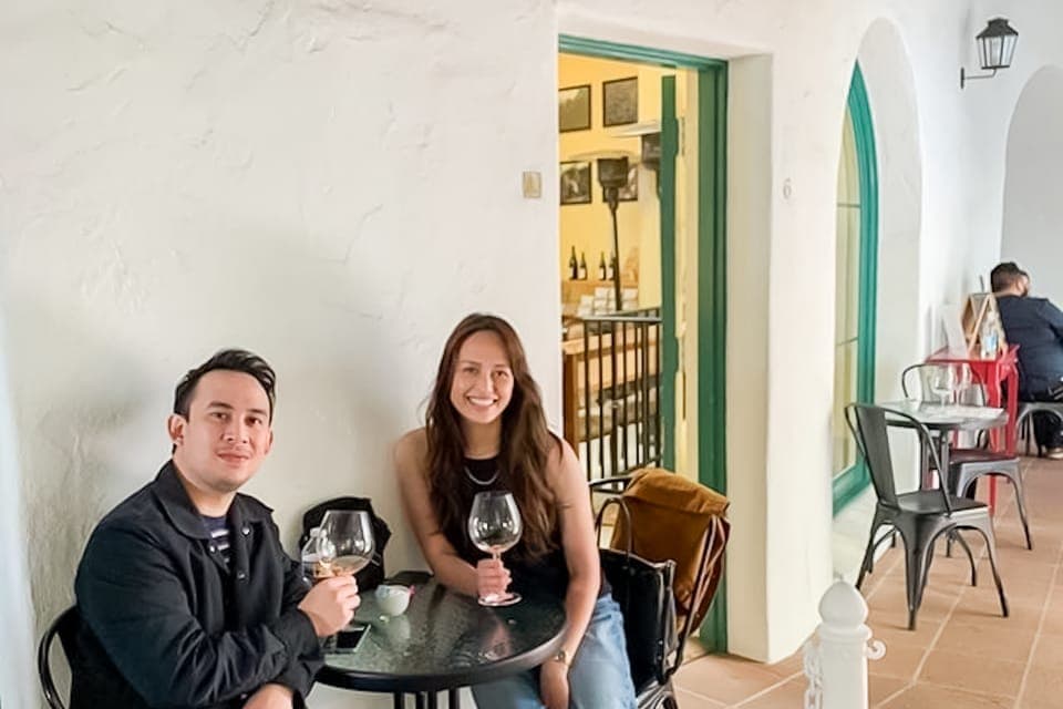 Sparkling Wine Walking Tour Gallery Image 4