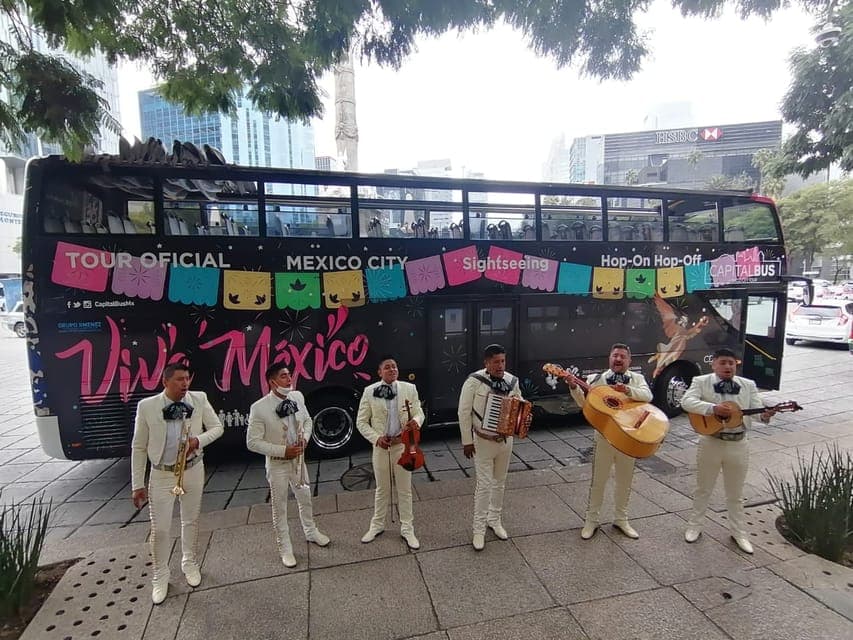 Mariachi Night Tour in a Panoramic Bus Gallery Image 1