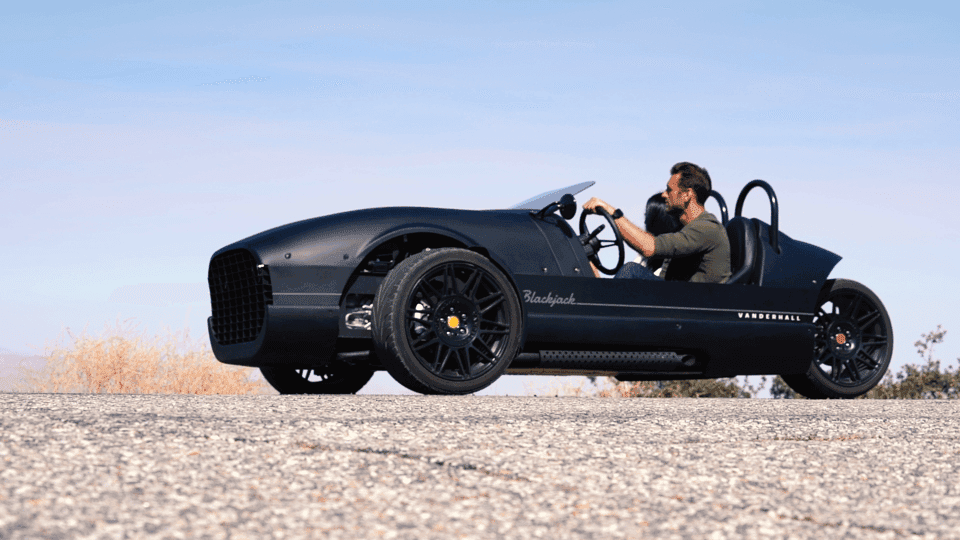 Luxury GPS Talking Tour Car: Balboa & Downtown Gallery Image 4