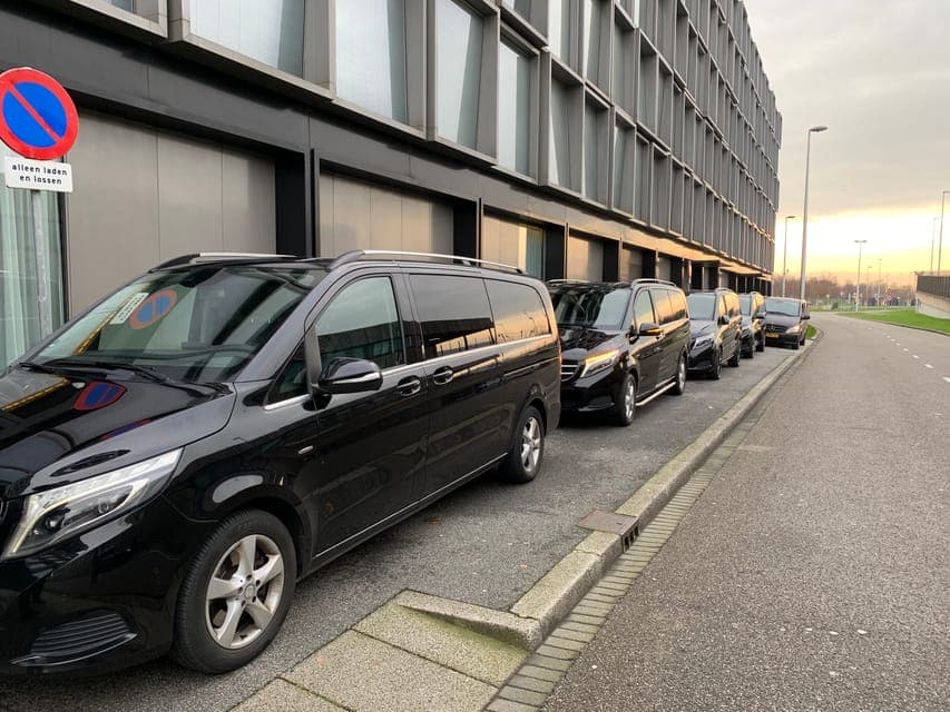 Private Schiphol Airport Transfer Gallery Image 4