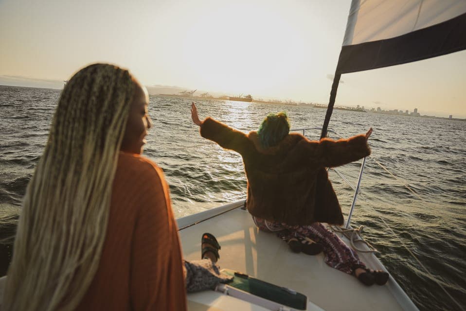 Long Beach: Private Sailboat Rental with Licensed Captain - Image 2