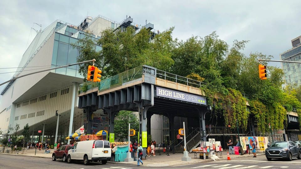 46. Secrets Of High Line Park Walking Tour - Image 46