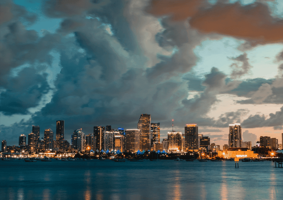 Private Luxury Airplane Tour with Champagne Gallery Image 4