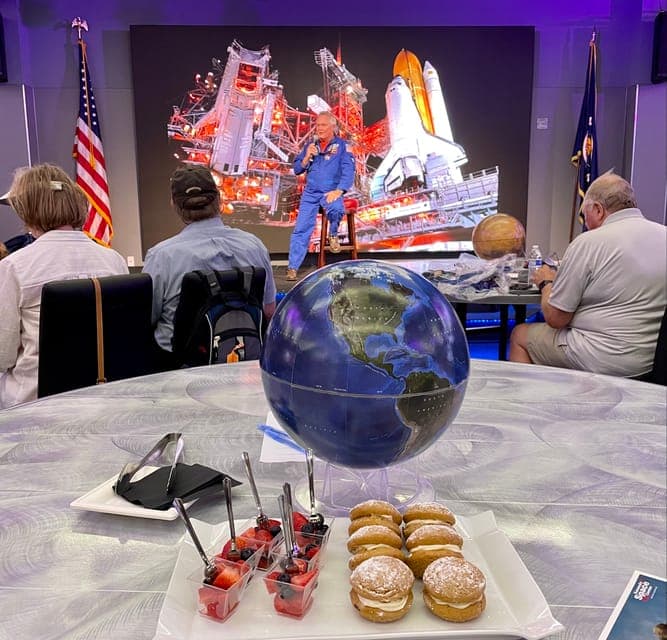 Kennedy Space Center: Chat with an Astronaut with Admission Gallery Image 3