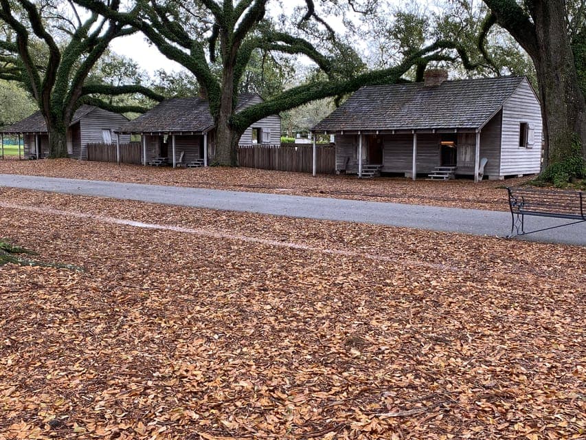 Oak Alley, & Laura or Whitney Plantation Tour Gallery Image 4