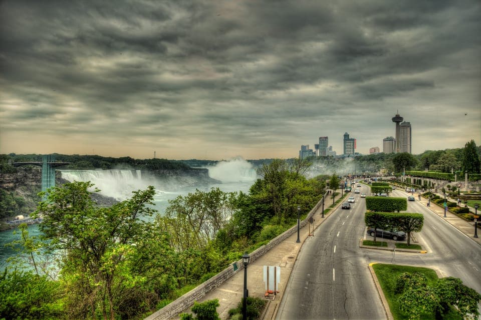 Niagara Falls, Canada: Full-Day Private Winery Tour Gallery Image 2