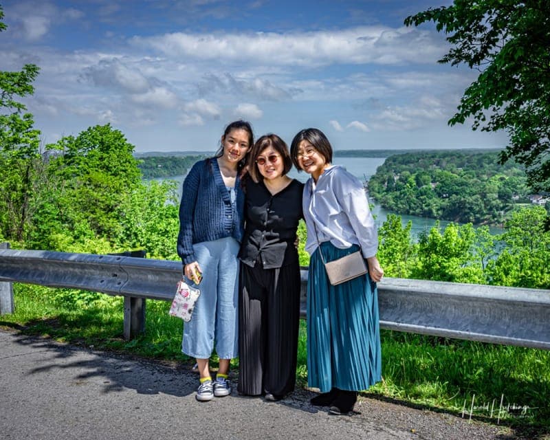 Niagara Falls, Canada: Full-Day Private Winery Tour Gallery Image 4