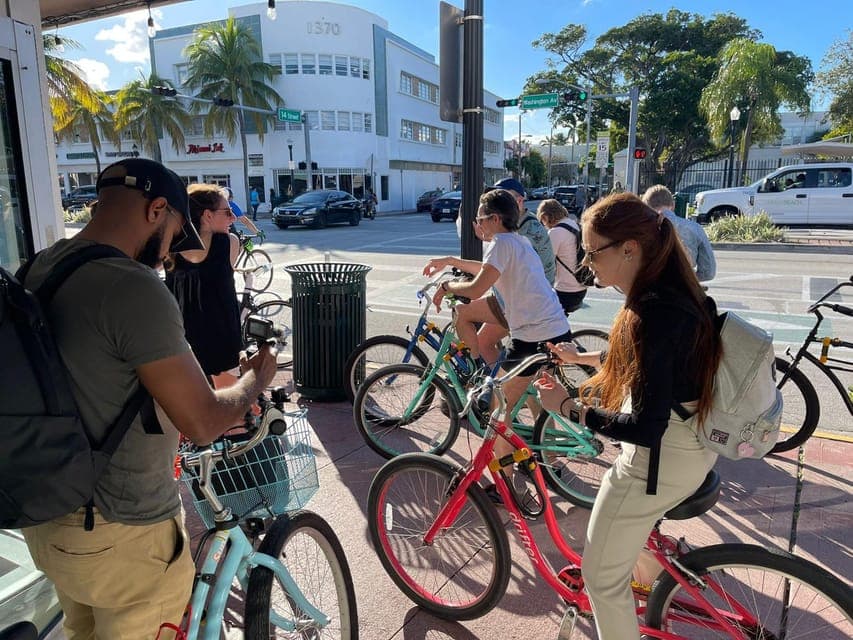 South Beach Architecture and Cultural Bike Tour Gallery Image 3