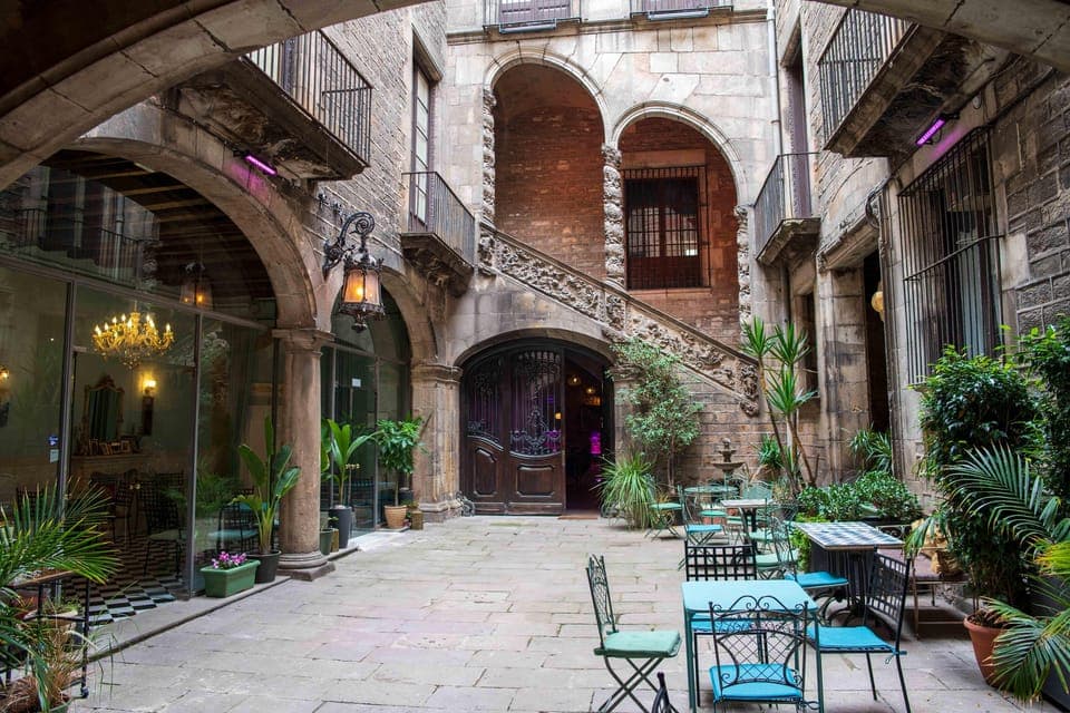 Flamenco Show at Palau Dalmases Gallery Image 2