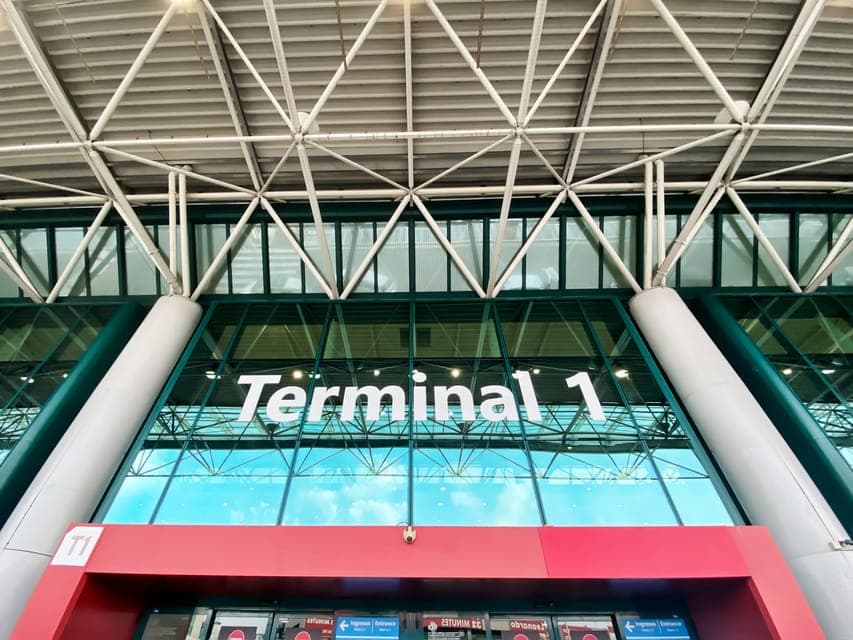 Civitavecchia: Shuttle Transfer to Rome Fiumicino Airport Gallery Image 2