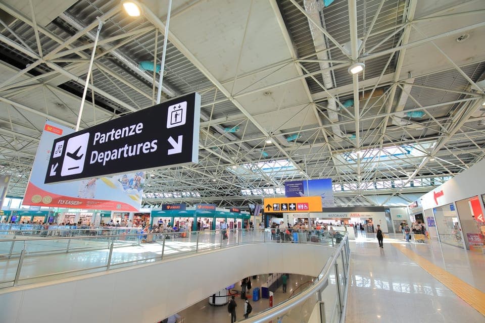 Civitavecchia: Shuttle Transfer to Rome Fiumicino Airport Gallery Image 3