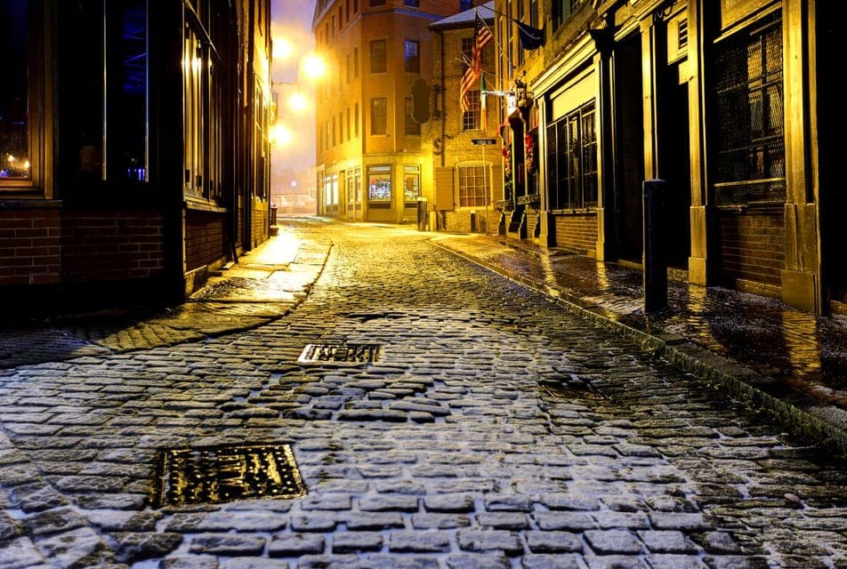 Haunted Pub Crawl of Historic Pubs and Taverns Gallery Image 1