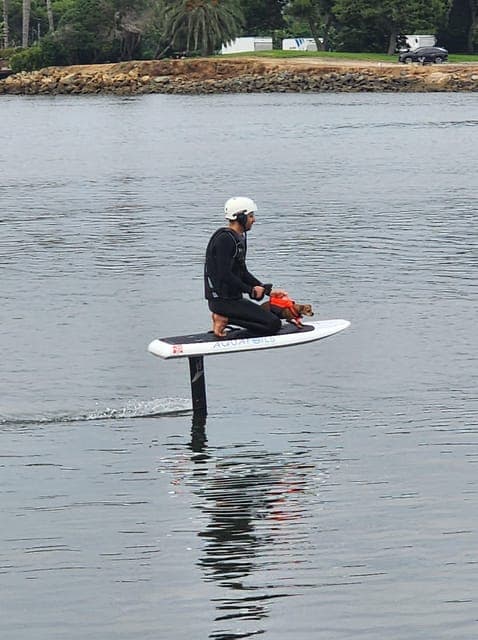 47. Fly Over Water: Lift5 eFoil Lesson with Videography - Image 47