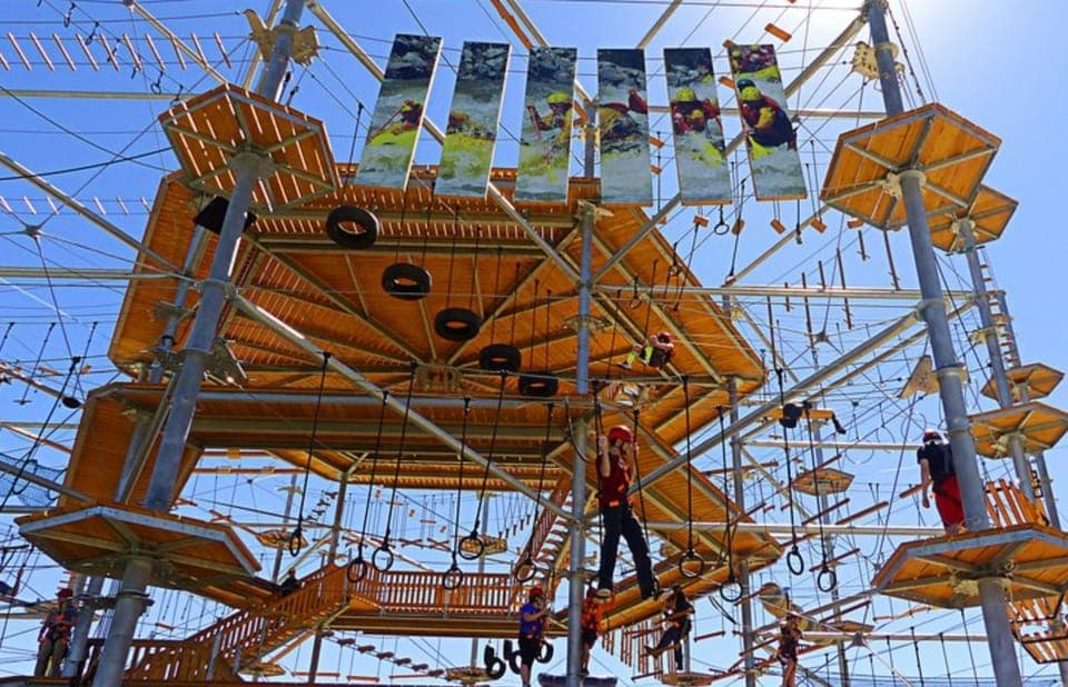 Castle Rock: The EDGE Epic Sky Trek Gallery Image 3