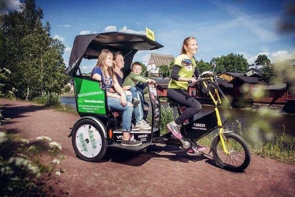 Private Guided City Tour by Pedicab Gallery Image 4