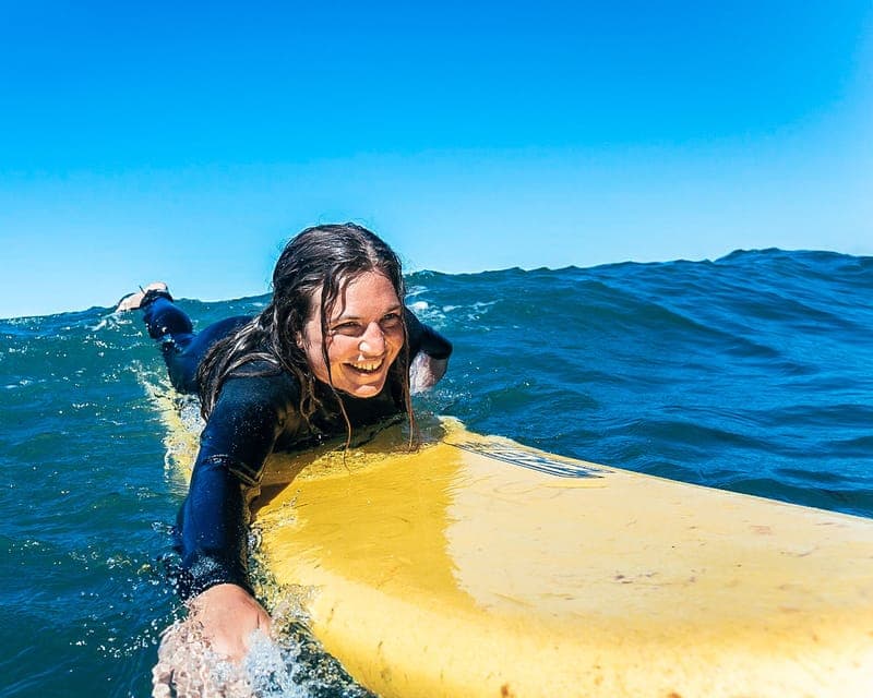 12. Surfing Lessons - Image 12