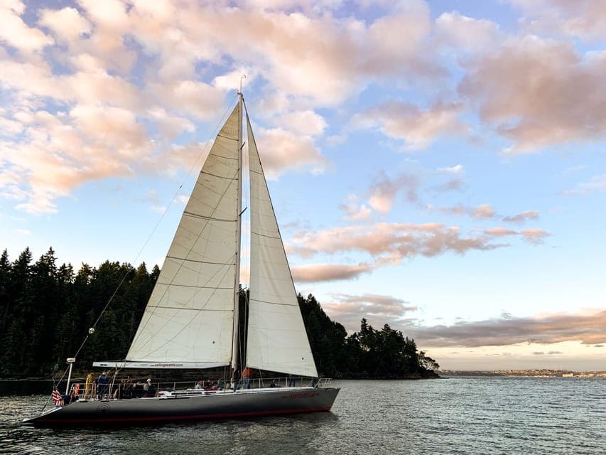 Elliott Bay Sailing Cruise Gallery Image 3