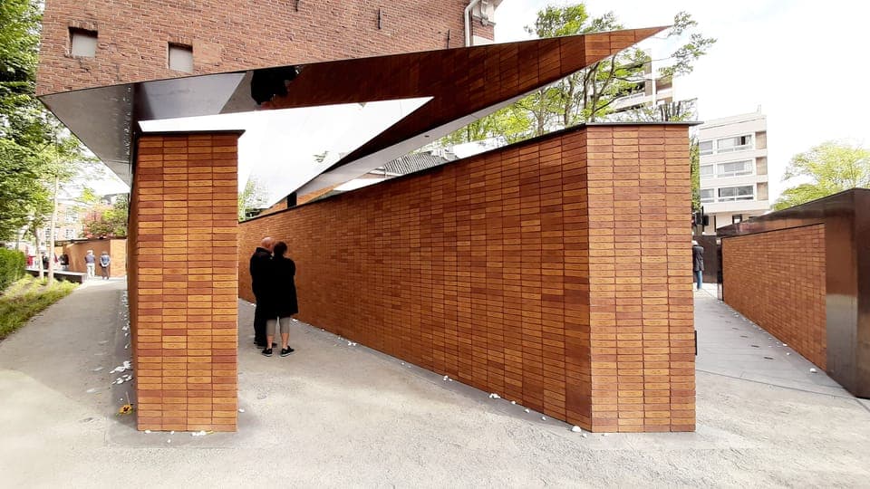 Anna Frank and World War II History Walking Tour Gallery Image 4