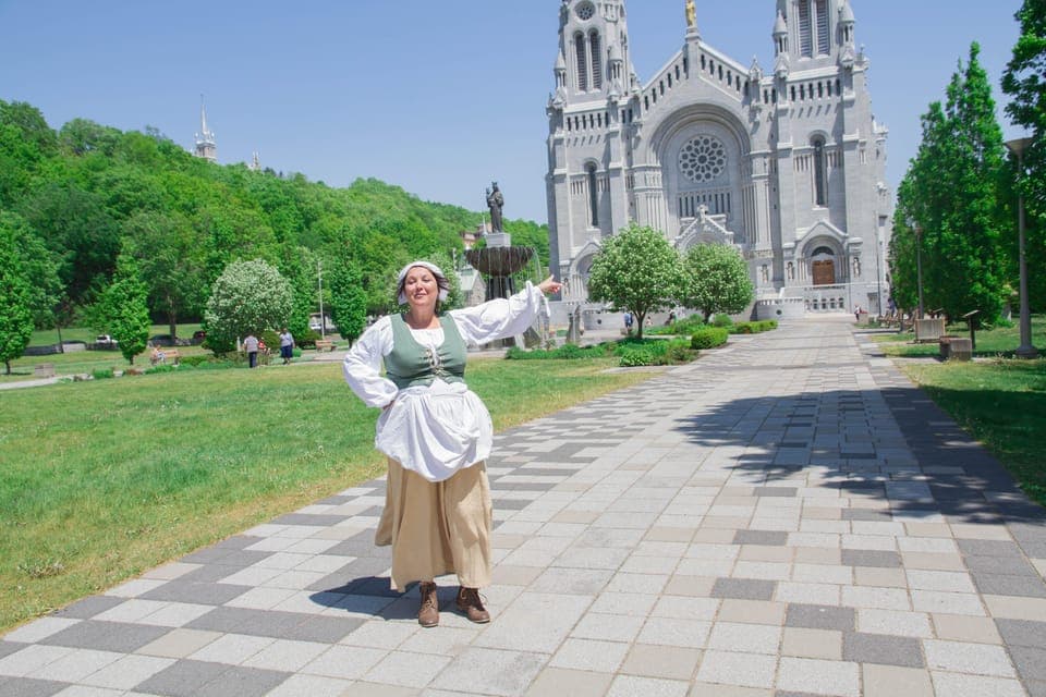 Sainte-Anne-de-Beaupré: Animated Tour of Its History Gallery Image 1