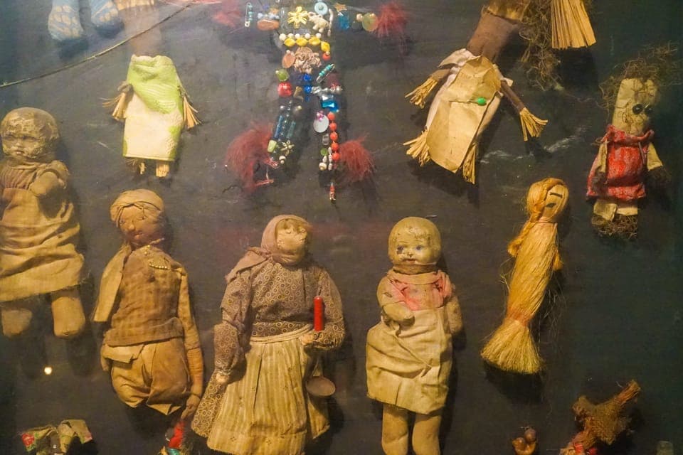 Voodoo Queen Tour of French Quarter Gallery Image 3