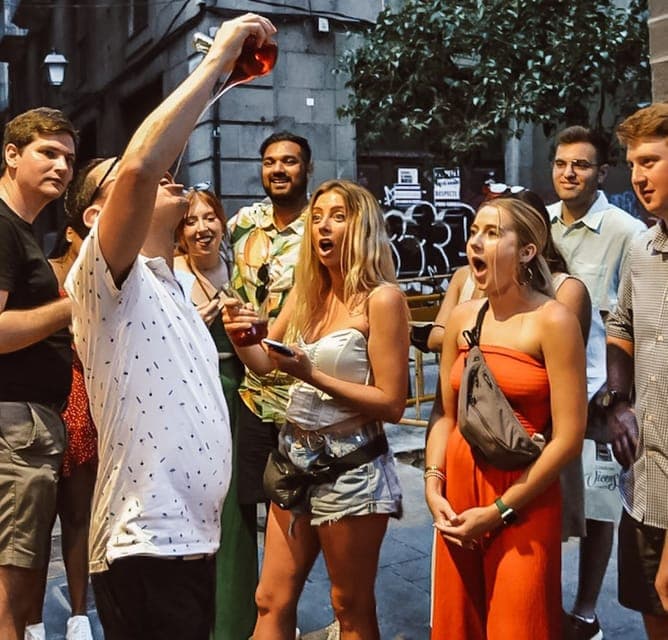 30. Tapas Walking Tour with Food, Wine, and History - Image 30