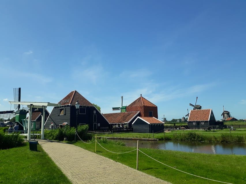 Zaanse Schans Windmills Private Tour Gallery Image 4