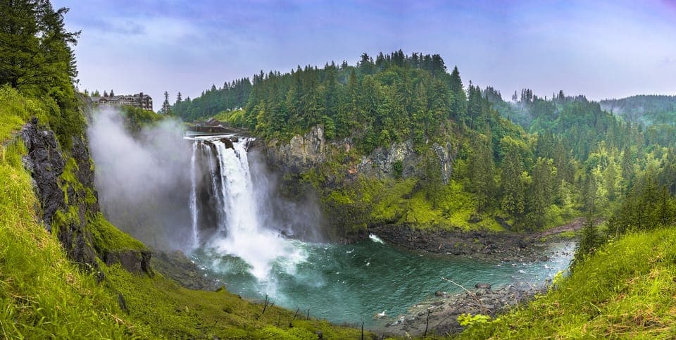 2. Private Cascade Mountains and Waterfalls Day Tour - Image 2
