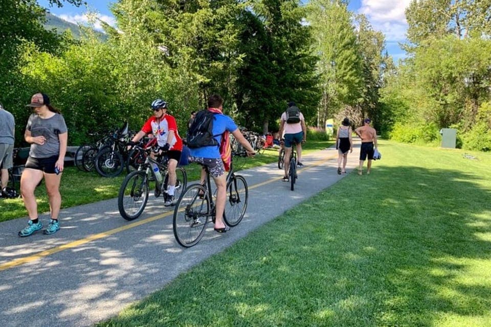 Full Day Waterfalls & Whistler Village Tour Gallery Image 2