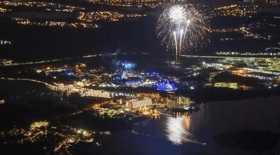 Theme Parks After-Hours Helicopter Flight Gallery Image 4