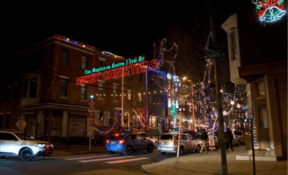 Private Philadelphia Holiday Lights Driving Tour Gallery Image 3