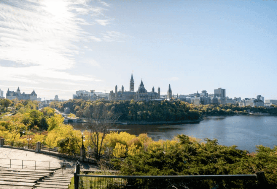 Ottawa Premium Small Group Tour with Canal Cruise Gallery Image 3