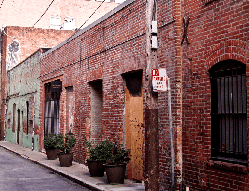 Gold, Greed, and Gunslingers Walking Tour Gallery Image 1