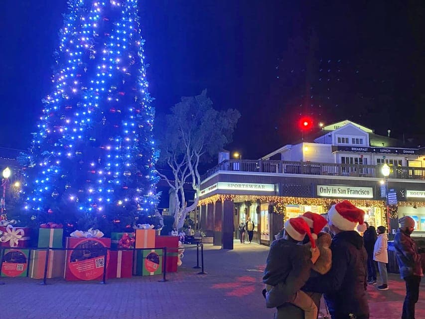 Holiday Lights Private Group Jeep Tour Gallery Image 1