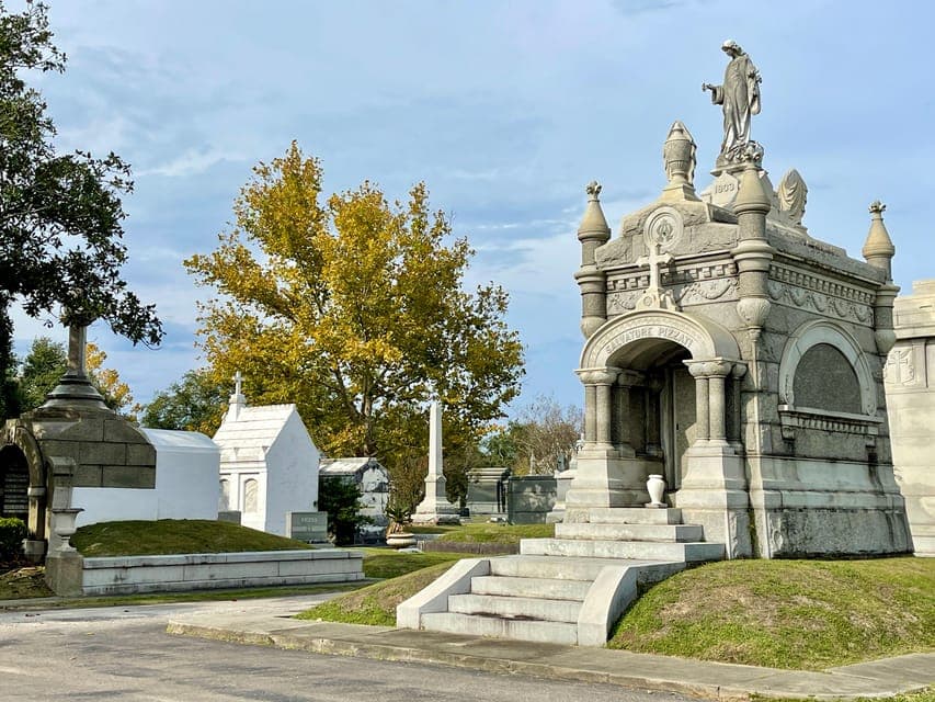 Millionaire’s Tombs of Metairie Cemetery Tour Gallery Image 1