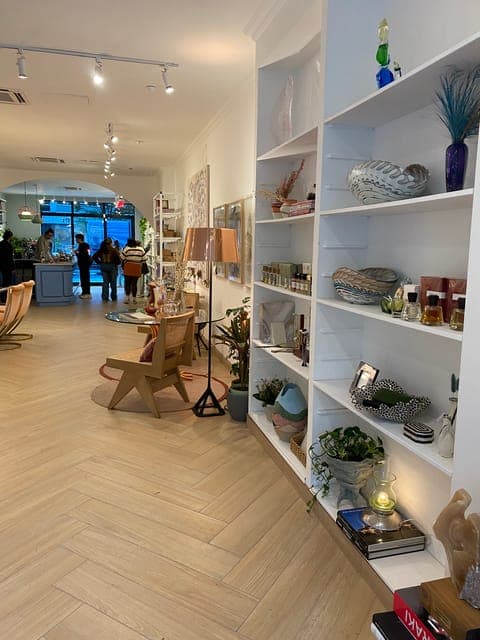 French Bushwick and Williamsburg Tour Gallery Image 4