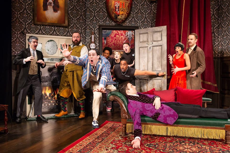 The Play That Goes Wrong Ticket at New World Stages Gallery Image 3