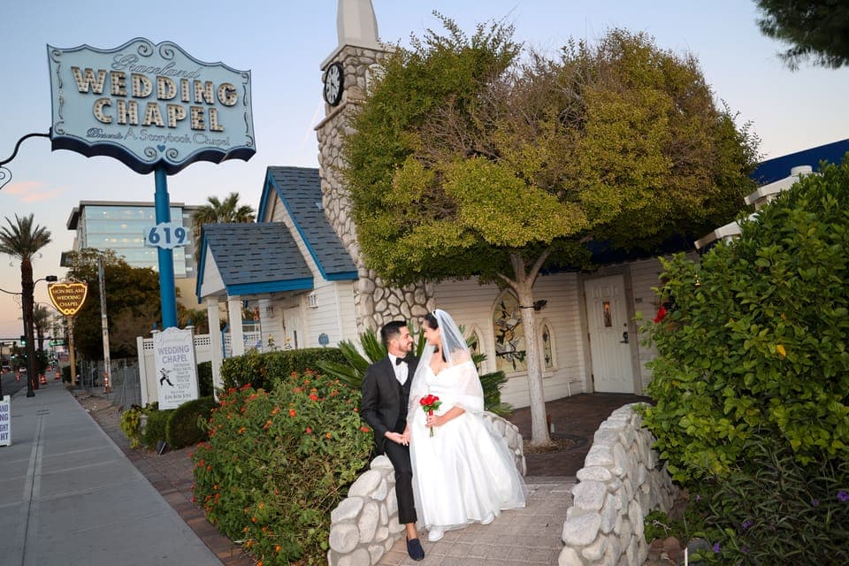 Wedding or Vow Renewal at Graceland Chapel Gallery Image 3