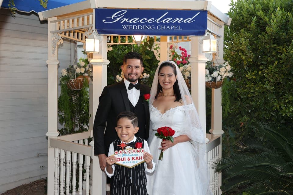 Wedding or Vow Renewal at Graceland Chapel Gallery Image 2