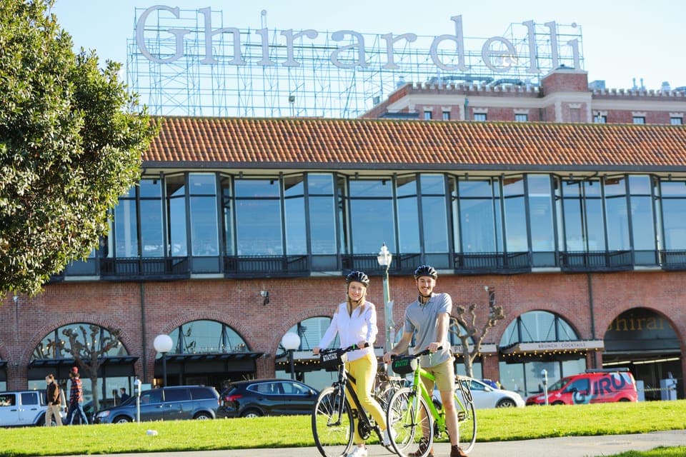 City Highlights Guided eBike Tour Gallery Image 1